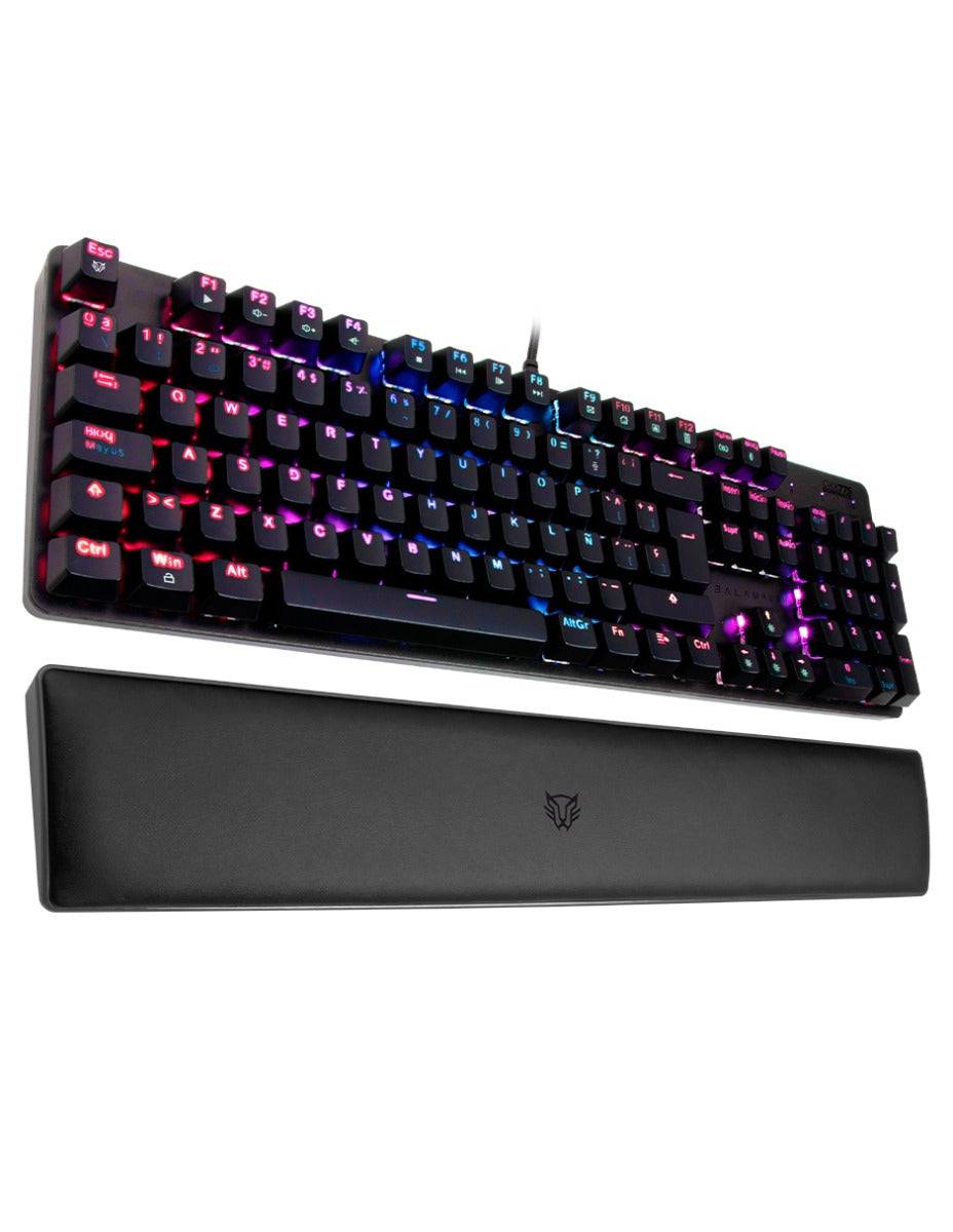 TECLADO GAMER BALAM RUSH DOMINATE GKX775 / ALAMBRICO OPTOMECANICO / RGB / ANTIGHOSTING / REPOSAMUÑECAS / PROGRAMABLE / MULTIMEDIA / WIN -LINUX -MAC -XBOX ONE -PS4 / 117 TECLAS / NEGRO / BR-932691